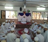 Majlis of Maulaatona Faatemah Zahraa (as) - Mumbai - Aqaa Maulaa Saiyedna Haatim Zakiyuddin saheb (tus) delivering Bayaan